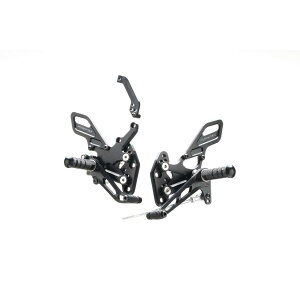 STRIKER (�X�g���C�J�[) �X�e�b�v GSX-R125 ABS 4�|�W�V���� �u���b�N �X�y�V�����X�e�b�v�L�b�g SS-AA2147B