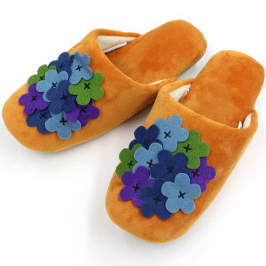 Xbp zR hM@􂦂 g @Jocomomola [V[Y