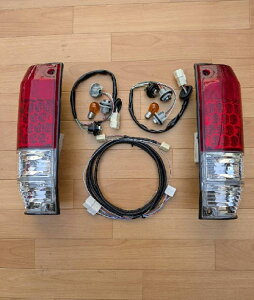 MOTORAGE�i���g���[�W�j LED���b�h�N���X�^���e�[�������v�E�z���t�������h�N���[�U�[70�n�i�čĔ̎ԁjGDJ76K