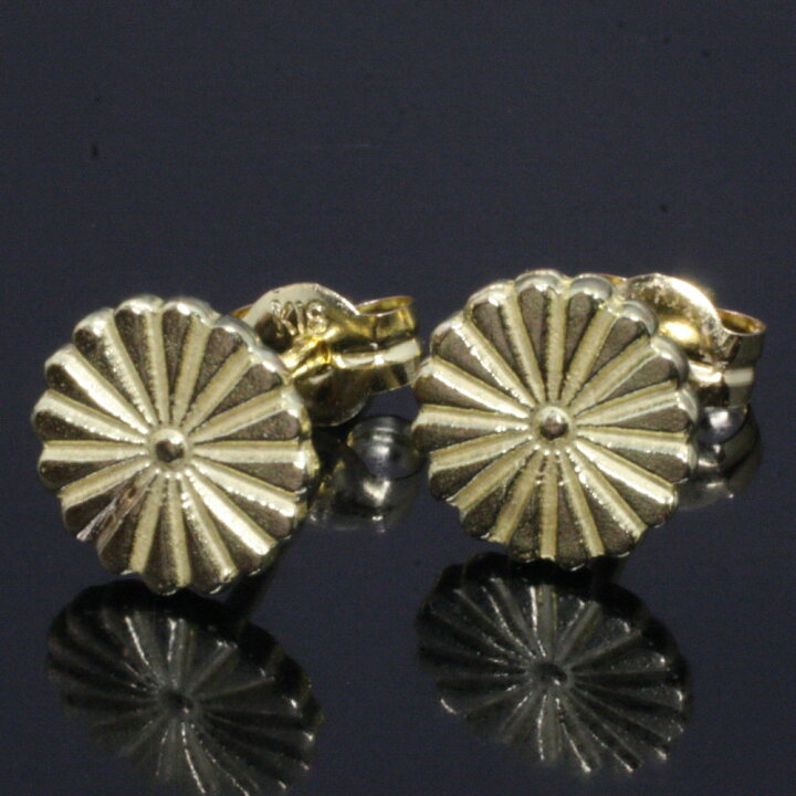 楽天市場】龍頭 菊紋 ピアス K18 18金 2ヶ ダブル 両耳用 両耳 菊花 