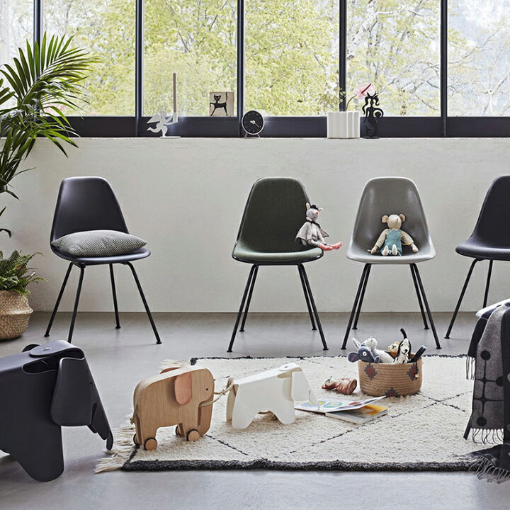 楽天市場】【正規取扱販売店】 Vitra / ヴィトラ Eames Elephant 