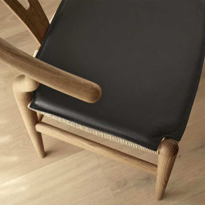 楽天市場】【正規販売店】CH24専用【1年保証】Carl Hansen & Son Y 