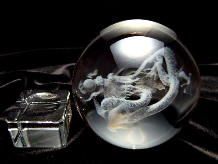 楽天市場】○【幻想的に浮かび上がった五本爪の龍（龍神） クリスタル 