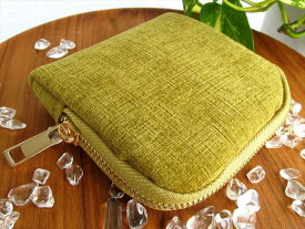 Aタイプ 全4色【ブレスレット専用 旅ポーチ】幅約13cm×12cm アクセサリーポーチ パワーストーンブレスレットの持ち運び・保管に 複数収納できる仕切り付き トラベルグッズ ジュエリーオーガナイザー 小物入れ【inmy】【メール便送料無料〜4個まで】