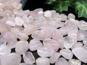 ●【送料無料】【選べる3種の天然石 さざれ チップス 500g】天然石ブレスレット ビーズ 浄化用(水晶 / アメジスト / ローズクォーツ)天然石の浄化にピッタリ【ブラジル産】1個注文メール便で