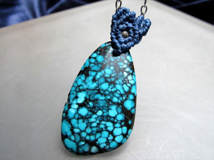 楽天市場】○4A 天然無着色 【スパイダーウェブターコイズ ペンダント  