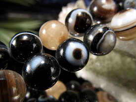 ●【激安宣言】【約10mm珠 天眼メノウ（アイアゲート）】一連 約37-39cm 極上 天然石 ビーズ パワーストーン【ブラジル産】【geki】【rn-s】