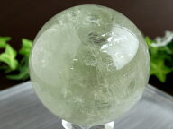 希少な緑水晶 4A【プラシオライト 緑水晶 丸玉】直径62mm 重さ333g 透明グリーンアメジスト 癒し・ストレ…