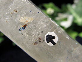 ●太古の水入り【水入り 水晶 原石】最大幅81mm 重さ40.7g 強力な癒しの力 古代の水を封入した水晶 最強のお守り 1点物【雲南省産】 パワーストーン 天然石