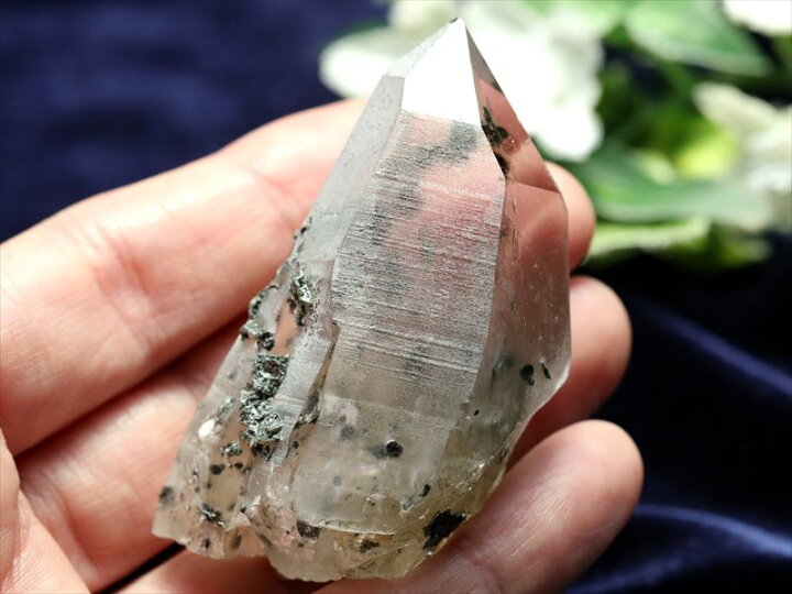 楽天市場】虹入り【ガネーシュヒマール産水晶 クローライト共生 単結晶 