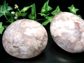 桜満開【さくらメノウ ホットストーン型タンブル】1個売り 重さ100g-120g 桜が咲く瑪瑙 チェリーブロッサムアゲート インテリアや贈り物に 桜瑪瑙 サクラサク天然石【マダガスカル産】