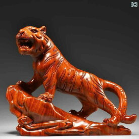 　ホビー　雑貨　装飾品 ローズウッド 彫刻 虎 飾り 無垢材 登山 干支 マスコット 木 リビング ルーム デスク トップ 装飾