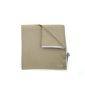 【クリアランス】【半額以下】 トムフォード TOM FORD ポケットチーフ メンズ シルク 100% 無地 ライトカーキ イタリア ブランド MADE IN ITALY フォーマル パーティー 結婚式 ギフト プレゼント