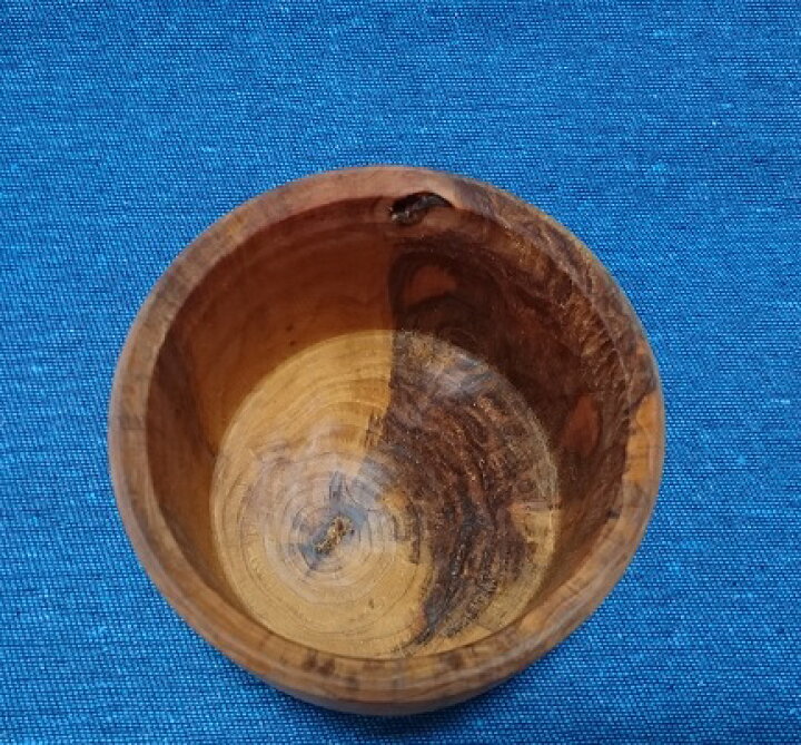 楽天市場】佐渡の木工芸品 オンコ（イチイ）の木で作った 蓋付き 