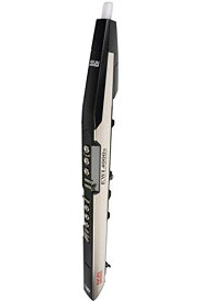 【中古】Akai Professional 電子管楽器 100プログラムの音色が1台で表現可能 ヘッドホン接続で周りを気にせず演奏が可能 初心者向けのスタートガイド付属 EWI4000s追加音源版