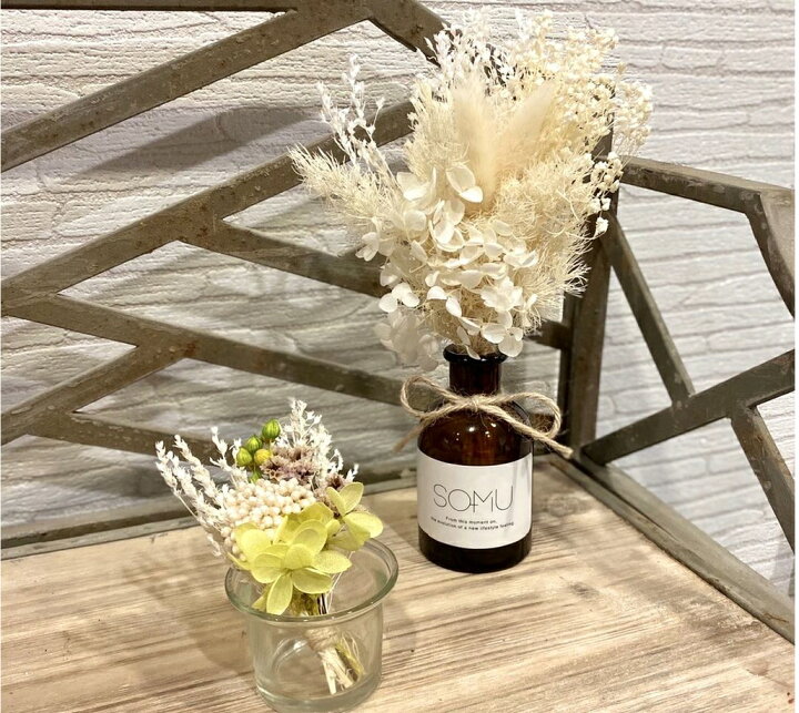 楽天市場 Somu Bottole ドライフラワー プリザーブドフラワー ガラスボトル インテリア 花 雑貨 置物 飾り カントリー カフェ風 ギフト 贈り物 プレゼント ボタニカル ナチュラル エムアンドティー楽天市場店