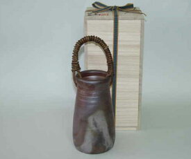 備前焼 つる付花入（桟切)| おしゃれ 日本製 工芸品 和食器 陶器 花器 花瓶 一輪挿し フラワーベース 父の日 母の日 プレゼント ギフト 岡山県