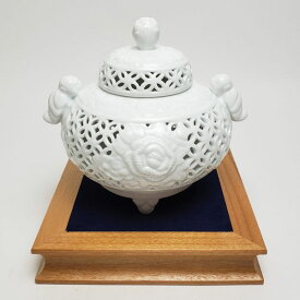 有田焼 起右エ門作 透彫七宝牡丹 香炉（丸）（木箱入） （saiky-k91-03024）｜白磁 白 インセンス インエリア 堀ちえみ 贈答品 プレゼント