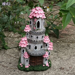 ガーデニング 庭 置物 ライト インテリア オブジェ ガーデン オーナメント ハウス ソーラーライト LED 癒しグッズ 防水 耐久性 彫刻 かわいい デコレーション おしゃれ 自動点灯 樹脂装飾 屋