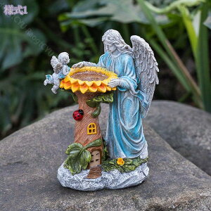 1000円OFFクーポン 天使 置物 ライト ガーデンライト オブジェ 妖精 かわいい 玄関 インテリア 樹脂 装飾 プレゼント ソーラーライト 屋外 防水 おしゃれ ガーデン雑貨 庭 オーナメント 自動点