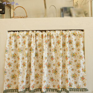小窓用 カフェカーテン 花柄 黄色 ベージュ ポリエステル 目隠し 収納 ショートカーテン 小さな窓 キッチンの入口 模様替え おしゃれなインテリア コーディネート ボタニカルパターン タッ