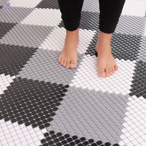 お風呂マット 滑り止め バスマット 浴室マット キッチンマット 吸盤つき DIY つづり合わせ 風呂 防カビ 転倒防止 洗濯が便利 入浴補助 入浴 浴室 浴槽 バスルーム 抗菌防カビ すべり止めマッ