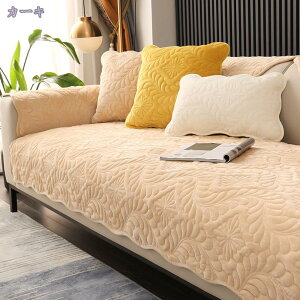 ペットソファーカバー ソファーカバー ソファーシーツ ソファー保護カバー 防塵 防汚 ペット用品 おしゃれ 室内マット ズレにくい キルティング保護 三人掛け 無地 替えカバー 110*240cm 濃い