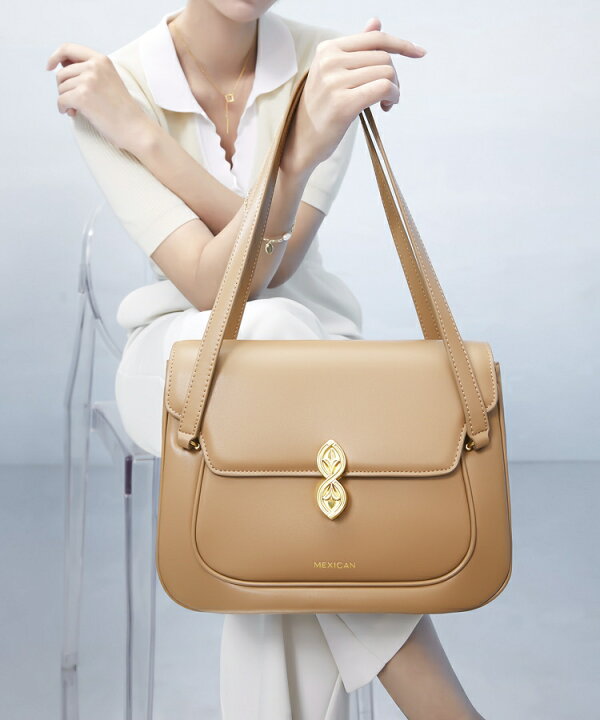 楽天市場】ショルダーバッグ 大容量 大きめ 可愛い 軽量 大人 スクエア  