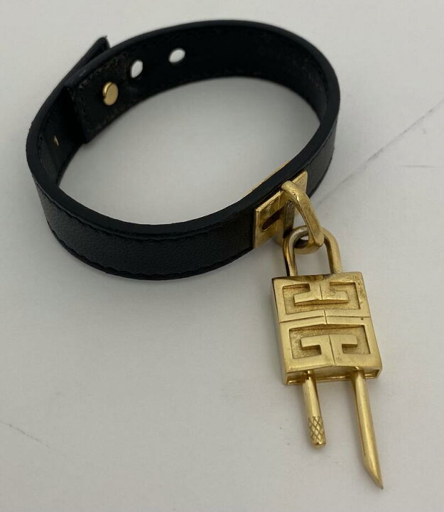 楽天市場】Givenchy ミニ ロック メタル レザー ブレスレット 