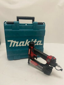 マキタ 高圧ピンタッカ AF502HP MAKITA 中古Bランク　【中古】　中古品の為取り切れないl傷汚れがございます。　ケースネーム消し後あり　コンプレッサにて動作確認済