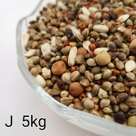 鳩のえさ 特別配合　J　5kg 麻の実 粒 ペット 小動物 えさ 餌 エサ 鳥 鳩 ハト はと ハムスター 鳩の餌 …