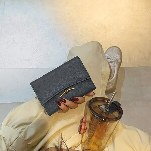 z fB[X j[fUC fUC ؍ Vbg Vz J[hP[X O܂izj K eʃg[gobO