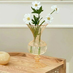 �C���X�^�C���̎Ȗ͗l�̉ԕr�N���G�C�e�B�u�ȓ����ȃK���X�̑����i�t�����[�A�����W�����g�̓���X�^�C���̃V���v���Ȑ��k�͔|�̉Ƃ̑���