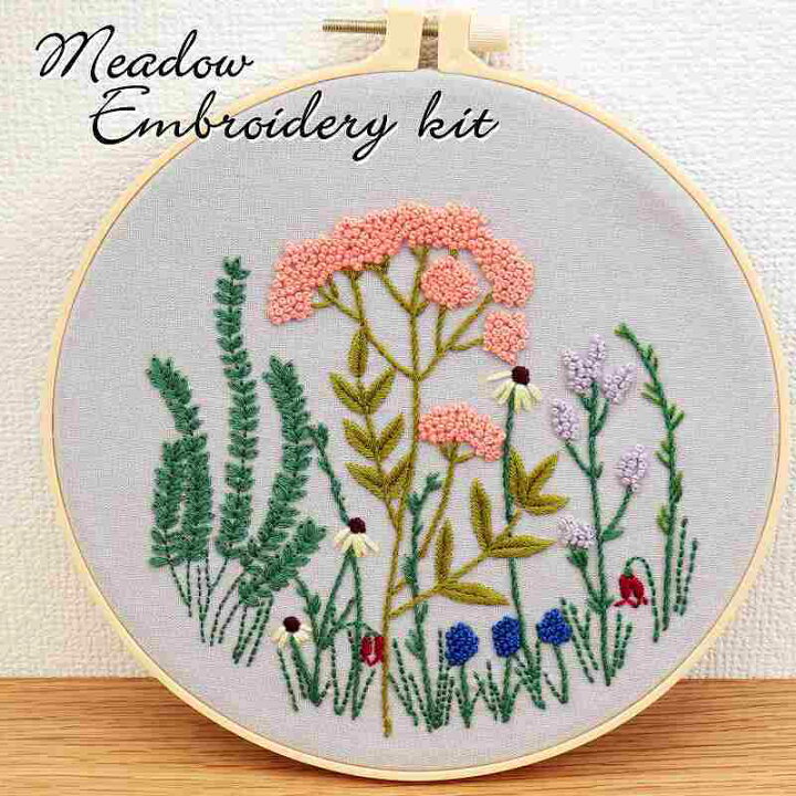 楽天市場 刺繍キット 草原 Meadow 初心者 おすすめ グレー フレンチナッツ かんたん 日本語説明書付き フランス 刺繍キット 初級 プラスチック製の枠付き 可愛い 花 人気 簡単 刺しゅうキット 刺繍枠 刺しゅう糸 手芸キット 基本ステッチ 送料無料 さくらシフォン