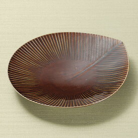 モアレ 17cm リーフプレート ブラウン　17.5x16x2.5cm　日本製　葉形の銘々皿　