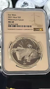 2021 X^[EH[Y jEG S ~jA t@R MS 69 Loc 12