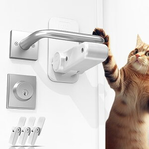 【三個】ドアノブ ロック チャイルドロック ドアロック 保育士さん監修 窓 ロック ドアノブカバー 猫 脱走防止 部屋鍵後付け 設置簡単 赤ちゃん ペット ドアノブ ロック ドア開け防止 後付