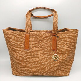 【今だけ値下げ！】【未使用品】　超美品　マイケルコース MICHAEL KORS バッグ トートバッグ ロゴ プリント キャリーオール トート【軽い】【稀少】MKロゴプリント　ヒョウ柄MICHAEL KORS マイケルコース バッグ　シリアルナンバー305341　知的でエレガント
