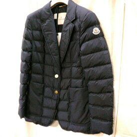 【今だけ値下げセール】【新品】おしゃれ!! 可愛い!!エレガント!!【モンクレール】【レア物】みんなからの注目!!【MONCLER】希少品のブレザー ダウン ジャケット　ネイビー　濃紺　イタリア製【入手困難品】早い者勝ち!!　当店スタッフがイタリアより買い付け丁寧に日本へ!!