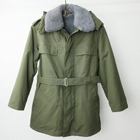 チェコ軍. M-85フィールドコート ライナー付き《実物・新品(未使用品)》　チェコ CZ 新品 デッドストック 実物 放出品 サープラス ユーロサープラス ミリタリーコート メンズコート アウター 防寒 冬 温かい　エスアンドグラフ