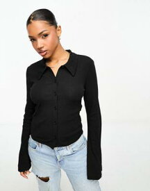 Monki long sleeve ribbed collar top with button detail in black レディース