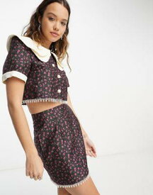 sister jane Sister Jane short sleeve cropped blouse with embellished trim in dark floral co-ord レディース