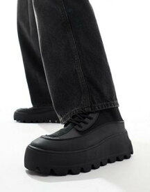 エイソス ASOS DESIGN chunky lace up sock boots in black with badge detail メンズ