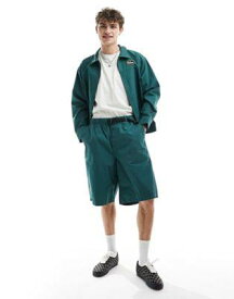 バンズ Vans belted baggy shorts in dark green メンズ