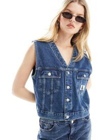 カルバンクライン Calvin Klein Jeans denim badge logo vest in mid wash レディース