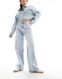 カルバンクライン Calvin Klein Jeans high rise relaxed jeans in light wash レディース