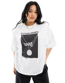 ASOS Curve エイソス ASOS DESIGN Curve boyfriend t-shirt with established chain graphic in white レディース