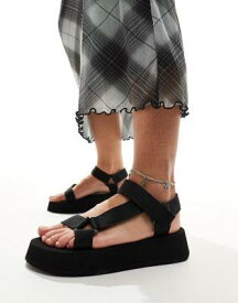 カルバンクライン Calvin Klein Jeans strap sandals in black レディース