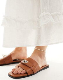 パブリックディザイア Public Desire Wide Fit Radiance sliders with hardware in tan レディース