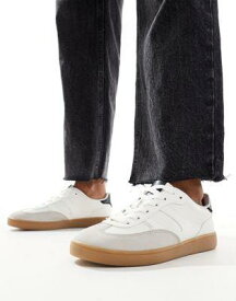 Stradivarius white trainer with brown sole レディース